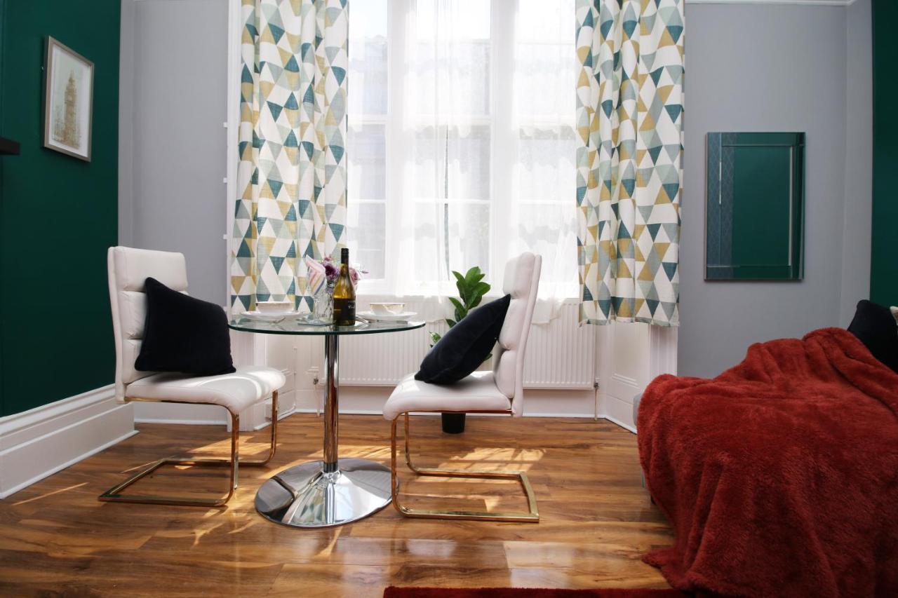 Appartement Sleek And Stylish 2 Bed In Clifton - Garden à Bristol Extérieur photo